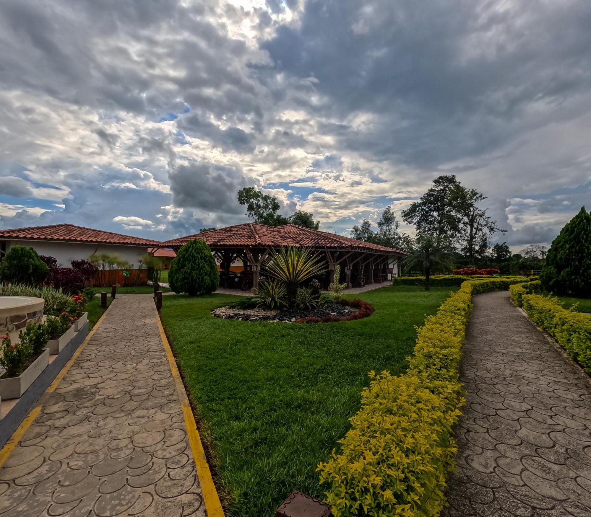 Hotel Parque De Los Arrieros Montenegro Eksteriør bilde